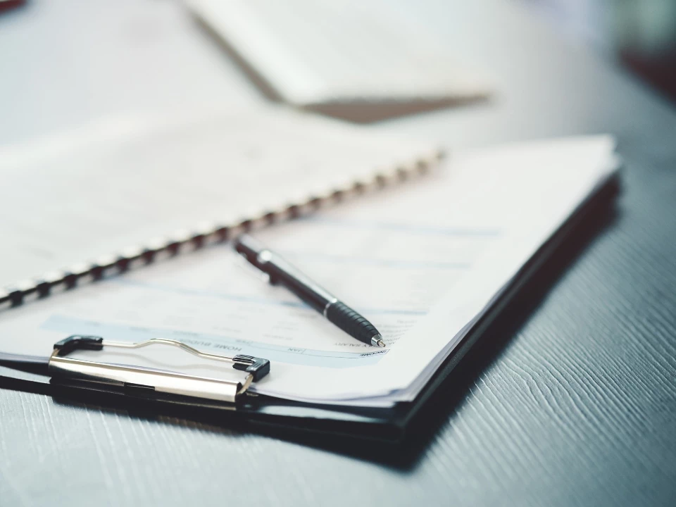 teczka  z&nbsp;dokumentami